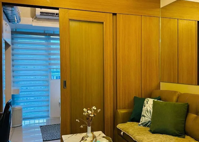 Miss Jean Staycation Aparthotel *